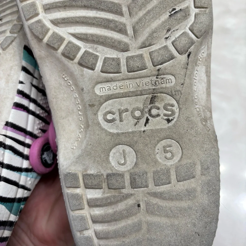 Zebra Print Clogs | Crocs J5